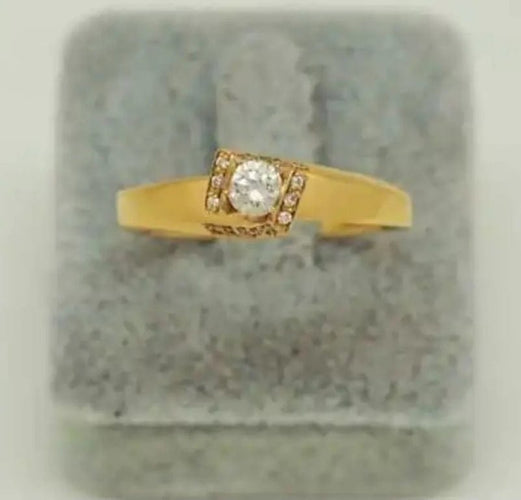 Bague 67 Bague en Or jaune, diamants 58 Facettes