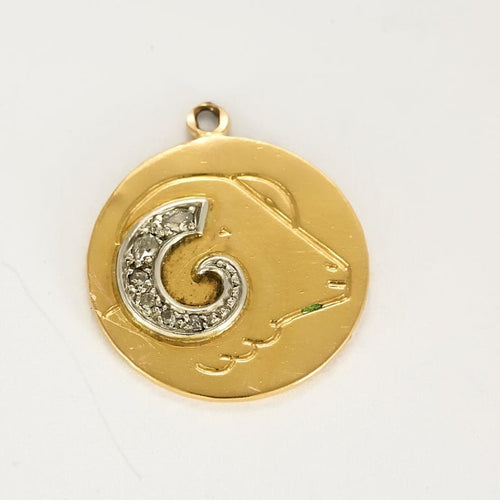 Pendentif Pendentif médaille du zodiaque, or jaune et or gris et diamants 58 Facettes BOU0484