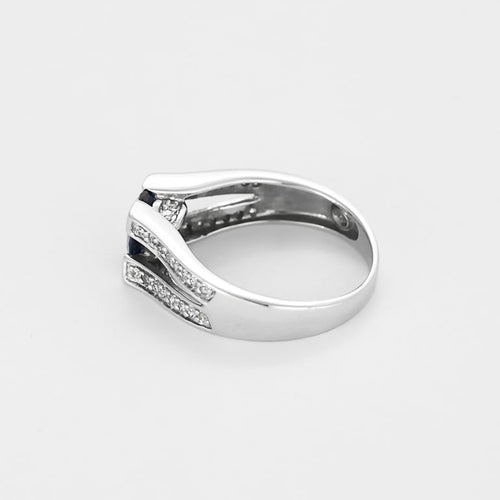 Bague 49 Bague en or gris, saphir et diamants 58 Facettes SNA1714