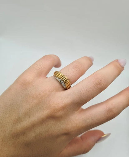 Bague 54 Bague or jaune diamants 58 Facettes