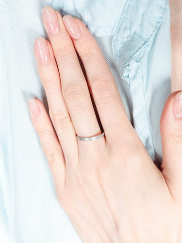 Bague 52.5 Alliance américaine tour complet en or blanc et diamants 58 Facettes 403 00018