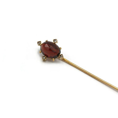 Broche Épingle à cravate en or jaune 750‰, grenat et diamants 58 Facettes 230069SP