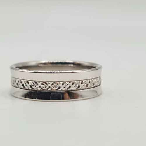 Bague 55 Alliance or blanc 18 carats 58 Facettes