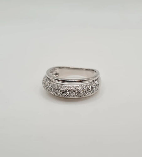 Bague 53.5 Bague or blanc sertie de diamants 58 Facettes