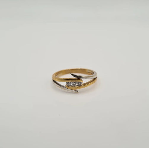 Bague 50.5 Bague or jaune et blanc sertie de diamants 58 Facettes