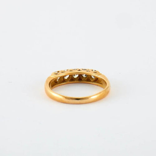 Bague 49 Bague en or jaune & diamants 58 Facettes