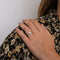 Bague 54 Bague en or blanc & diamants 58 Facettes