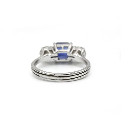 Bague 52 Bague - Or, Diamants & Saphir 58 Facettes 250093R