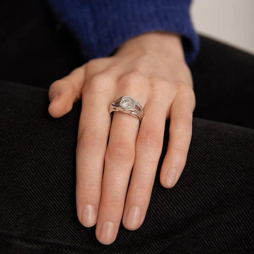Bague 55 / Blanc/Gris / Or 750 Bague Solitaire Diamant 0.93 carat 58 Facettes 140121R