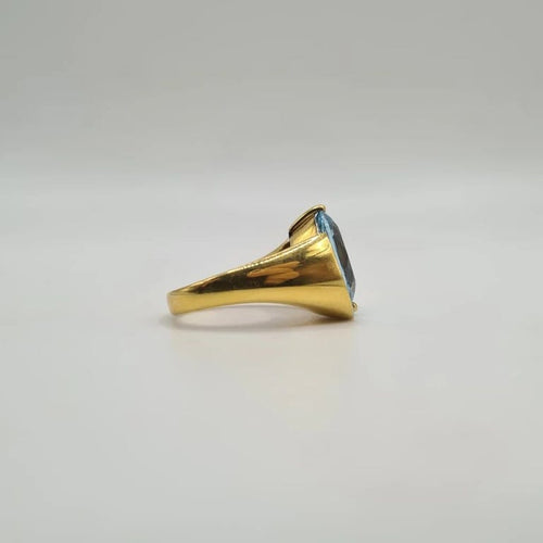 Bague 53 Bague or jaune 18 carats sertie d’une topaze bleue et diamants 58 Facettes