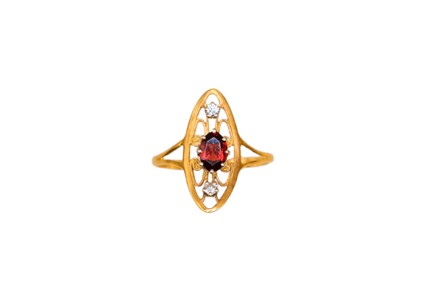 Bague 55 Bague Art Nouveau navette en or jaune 18 carats grenat et diamants 58 Facettes 3810
