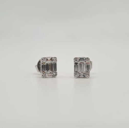 Boucles d'oreilles Boucles d’oreilles or blanc serties de diamants baguettes 58 Facettes
