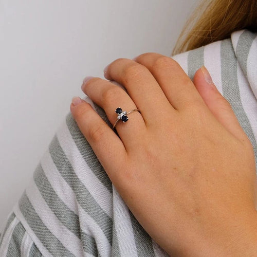 Bague 54 Bague Saphirs Diamants 58 Facettes