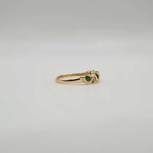 Bague 51 Demi-alliance or jaune, diamants et émeraudes 58 Facettes