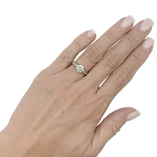 Bague 51 Bague solitaire en platine 950 avec diamant 1,52 ct et baguettes 58 Facettes 31937