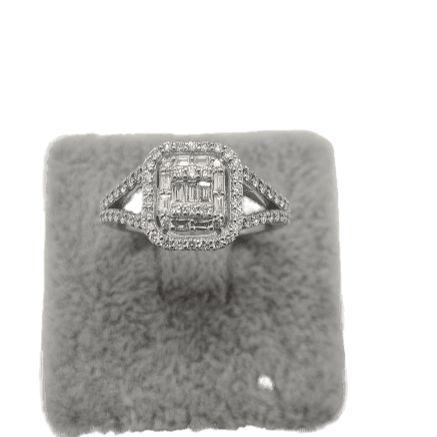 Bague 54 Bague en Or blanc, diamants 58 Facettes