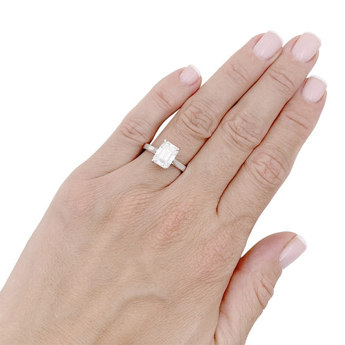 Bague 54 Bague solitaire - Diamant taille émeraude en or blanc 58 Facettes 33927
