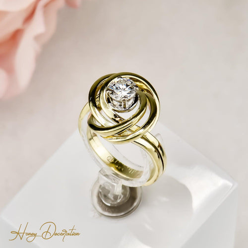 Bague 52.5 Bague solitaire - Brillant 0,54 ct en or jaune 14 carats 58 Facettes 2584