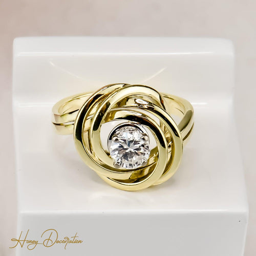 Bague 52.5 Bague solitaire - Brillant 0,54 ct en or jaune 14 carats 58 Facettes 2584