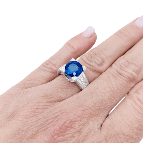 Bague 53 Bague en or blanc 750 sertie d’un saphir et diamants 58 Facettes 34263