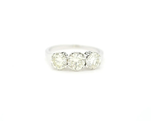 Bague Bague trilogy en or blanc 18 ct et diamants 1,95 ct 58 Facettes 12808