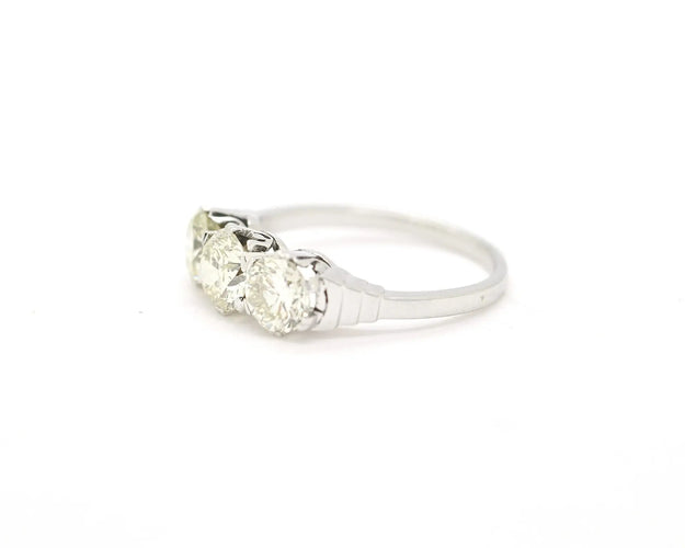 Bague Bague trilogy en or blanc 18 ct et diamants 1,95 ct 58 Facettes 12808