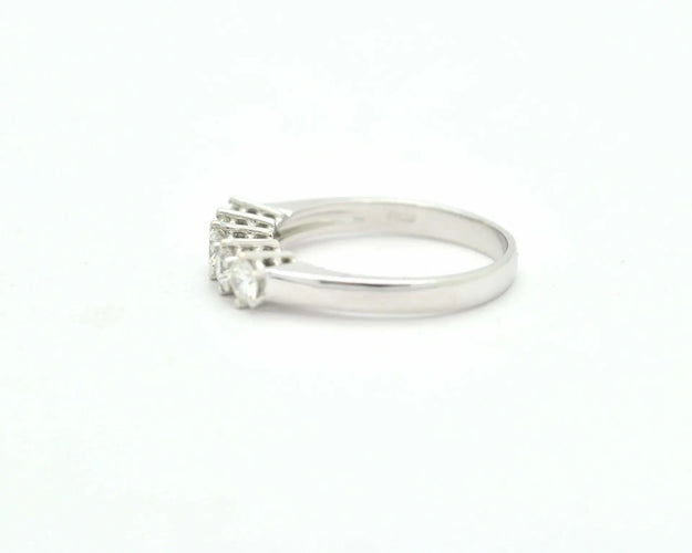Bague Bague rivière en or blanc 18 carats et diamants 0,93 ct 58 Facettes 8791