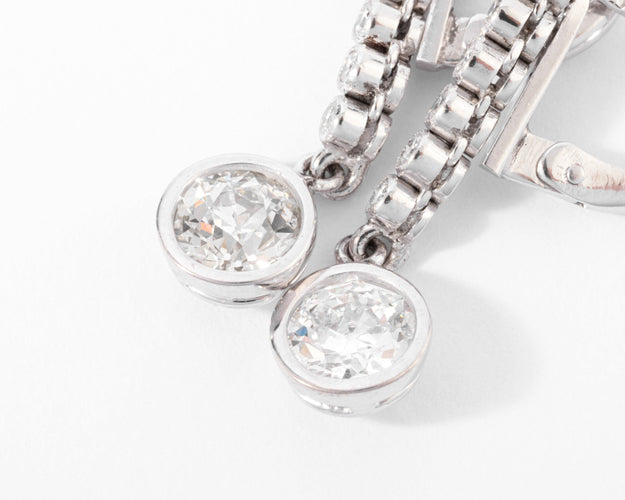 Boucles d'oreilles Boucles d'oreilles dormeuses en platine et diamants taille ancienne 0,70 ct 58 Facettes 1