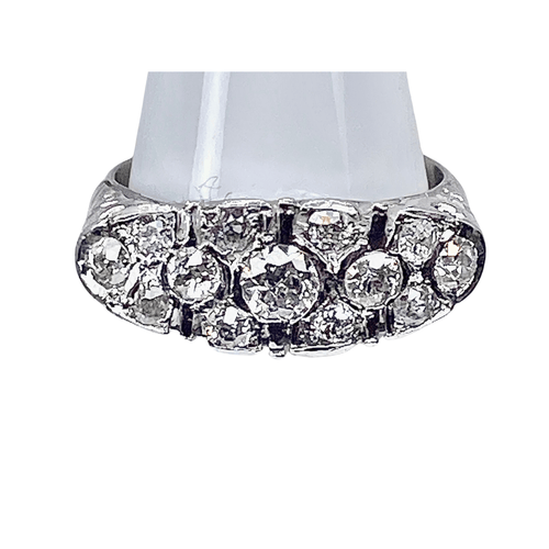 Bague 56 Bague en platine pavée de diamants. Epoque Art Deco. 58 Facettes AB265