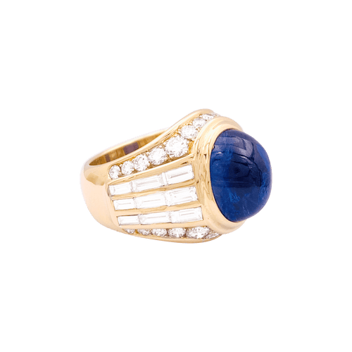 Bague 52 Bague dôme en or jaune 750 sertie d’un saphir cabochon 12,32 ct 58 Facettes 34494
