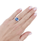 Bague 53 Bague en or blanc 750 sertie d’un saphir et diamants 58 Facettes 34263