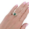 Bague 54 Bague en or jaune sertie d’une émeraude coussin et diamants 58 Facettes 32324