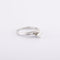 Bague 53 / Blanc/Gris / Or 750 Bague Solitaire Torsadée Diamant 0.38 carat 58 Facettes 180066R