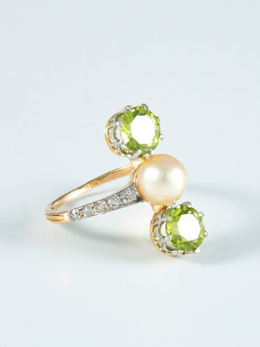 Bague 50 Bague Trilogie Perle et Péridots 58 Facettes