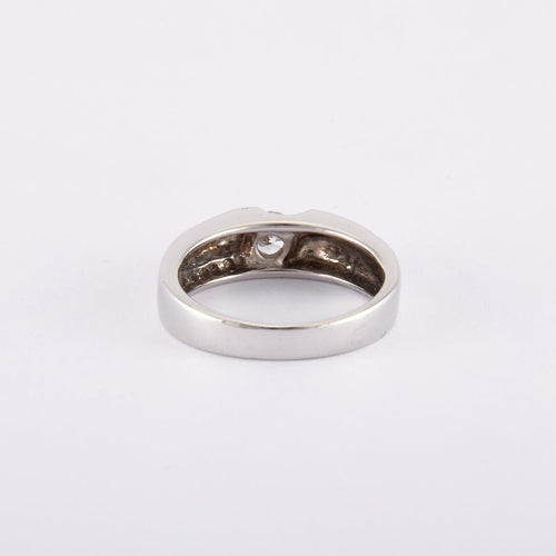 Bague 52 / Blanc/Gris / Or 750 Bague Solitaire Diamant 0.27 carat 58 Facettes 210038R