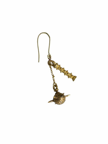 Boucles d'oreilles Mono boucle d'oreille fléau médiéval en or 58 Facettes
