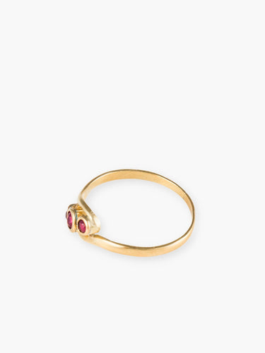Bague Bague trois Rubis 58 Facettes C0112