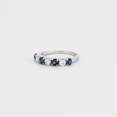 Bague Demi Alliance or blanc saphirs et diamants 58 Facettes DV0538-5