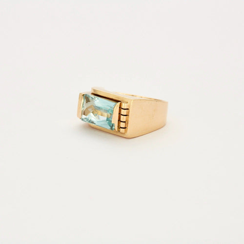 Bague Bague chevalière en or jaune et aigue marine 58 Facettes DV2021-1