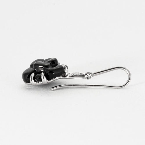 Boucles d'oreilles CHANEL - Camélia  - Boucles d'oreilles or et onyx 58 Facettes DV0570-3