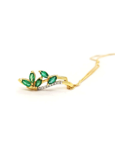 Collier Collier Chaîne + pendentif Or jaune Emeraude 58 Facettes 06591CD