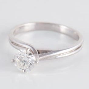 Bague Bague Solitaire 0.60ct 58 Facettes