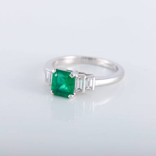 Bague Bague Emeraude Diamants 58 Facettes