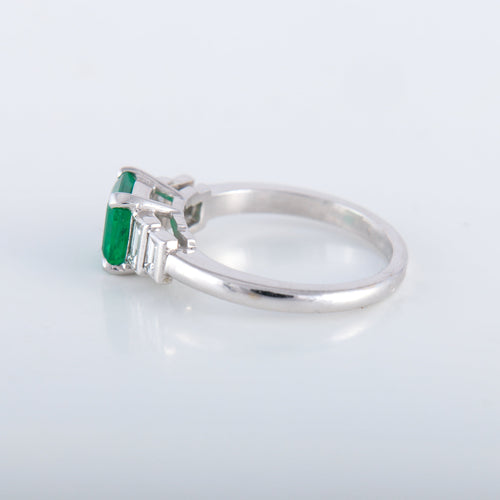 Bague Bague Emeraude Diamants 58 Facettes