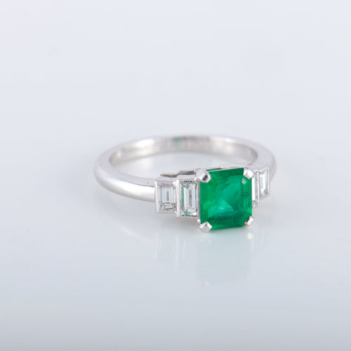 Bague Bague Emeraude Diamants 58 Facettes