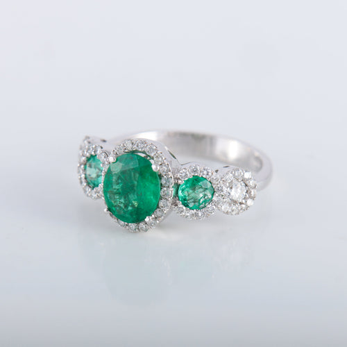 Bague 54 Bague style Jarretière Emeraudes Diamants 58 Facettes