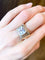 Bague Bague Chevalière Saphir blanc et Diamants 58 Facettes