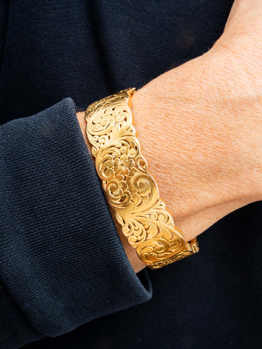 Bracelet Bracelet Rigide Ajouré, Décor Fleurs & Feuillages, Or Jaune, Fin XIXe Siècle 58 Facettes