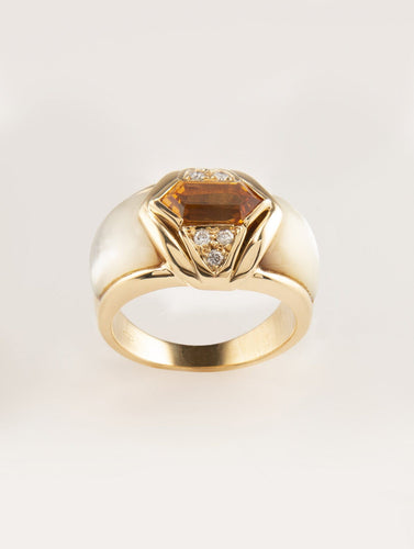 Bracelet 56 Bague Or Jaune, Diamants, Nacres et Citrines 58 Facettes