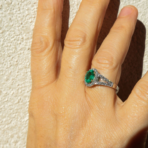 Bague Bague style Marguerite Emeraude Diamants 58 Facettes